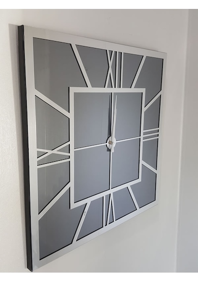 Ayna Denizi Silver Quare Smoked Model Gümüş Füme Renk 60 CM x 60 CM Dekoratif Aynalı Duvar Saati Gümüş