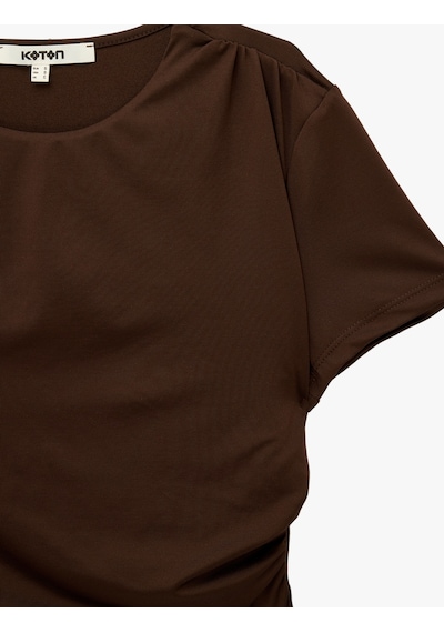 Koton Drape Detaylı Slim Fit Bisiklet Yaka Kısa Kollu Crop Tişört Kahverengi 6sak50066pk Kahve Koton Drape Detaylı Slim Fit Bisiklet Yaka Kısa Kollu Crop Tişört Kahverengi 6sak50066pk Kahve