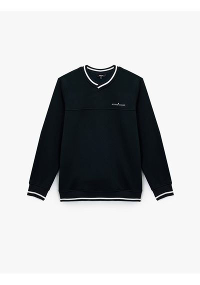 Koton Regular Fit Üç İplik Şardonlu Biyeli İşlemeli V Yaka Uzun Kollu Sweatshirt Lacivert 7wam70029mk Koton Regular Fit Üç İplik Şardonlu Biyeli İşlemeli V Yaka Uzun Kollu Sweatshirt Lacivert 7wam70029mk