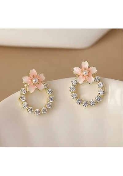 Floral Elegance İncili Çiçekli Küpe Altın