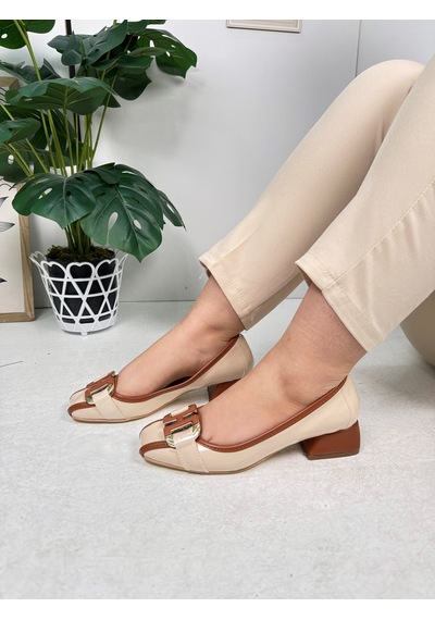 Günlük Kadın Loafer Topuklu Toka Ve Dikiş Detaylı Küt Burunlu Ayakkabı 6002 Bej Taba Rugan Günlük Kadın Loafer Topuklu Toka Ve Dikiş Detaylı Küt Burunlu Ayakkabı 6002 Bej Taba Rugan