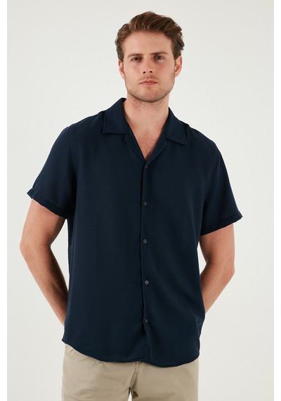 Buratti Keten Görünümlü Kısa Kollu Apaş Yaka Regular Fit Erkek Gömlek Cf23S116775 Lacivert Buratti Keten Görünümlü Kısa Kollu Apaş Yaka Regular Fit Erkek Gömlek Cf23S116775 Lacivert