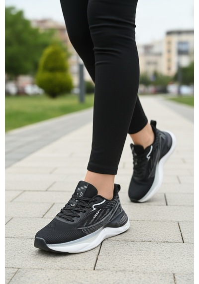 Enoch Kadın Spor Ayakkabı Jakarlı Örme Saya Ve Yüksek Yastıklamalı Comfort Tabanlı Koşu Ve Yürüyüş Sneaker Siyah Beyaz Enoch Kadın Spor Ayakkabı Jakarlı Örme Saya Ve Yüksek Yastıklamalı Comfort Tabanlı Koşu Ve Yürüyüş Sneaker Siyah Beyaz