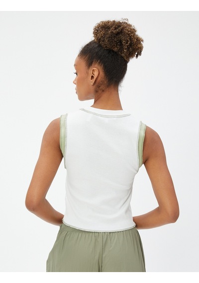 Koton Crop Atlet Baskılı Dikiş Detaylı Bisiklet Yaka Ekru 3sal30189ık 3SAL30189IK010