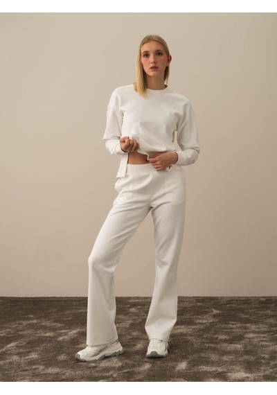 Xint Kırık Beyaz Pamuk Dokulu Regular Fit Sweat Pantolon 470406