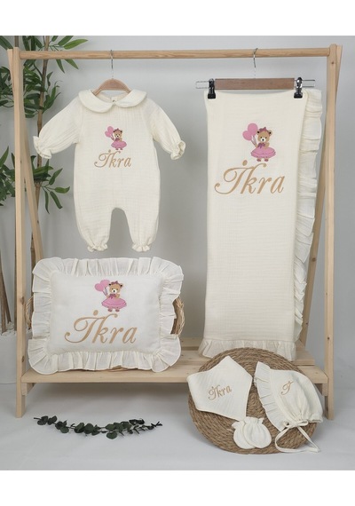 Gros Shop Müslin Yeni Doğan 4katlı Organik %100pamuk Kişiye Özgü Nakışlı Hastane Çıkış Seti Ayıcık Model-5 Ekru-1