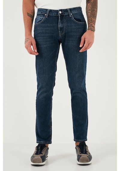Buratti Pamuklu Regular Fit Normal Bel Boru Paça Jeans Erkek Kot Pantolon 2211C35Parma Mavi Buratti Pamuklu Regular Fit Normal Bel Boru Paça Jeans Erkek Kot Pantolon 2211C35Parma Mavi