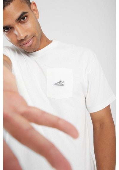 Nike Sportswear Max90 Pocket Tech Loose Fit Tee Erkek Bol Kesim Cepli Pamuklu Tişört Beyaz Beyaz