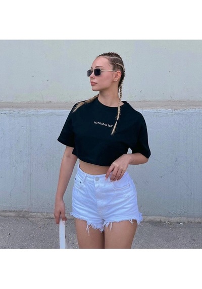 Startmore Kadın Beyaz Minimalist Baskılı Oversize Crop Siyah