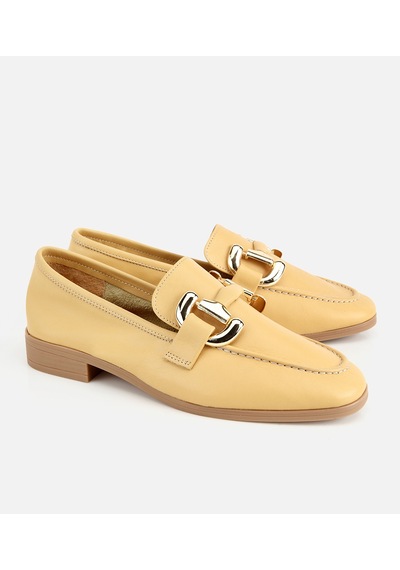 Hotiç Kadın Deri Sarı Toka Detaylı Klasik Loafer
