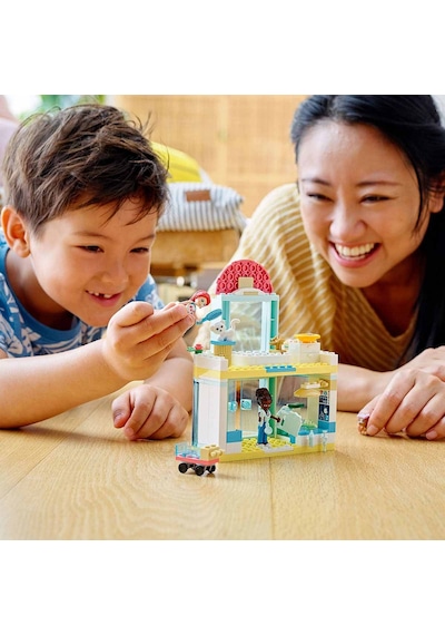 LEGO® Friends 41695 Evcil Hayvan Kliniği 111 Parça