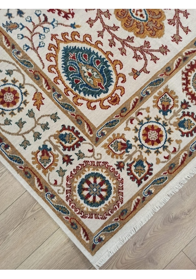 Çam Halı Funky 801 Stone Yün Ve Bambu İle Özel Tezgahlarda Üretilen Otantik Desenli El Emeği Modern Uşak Halısı Krem 2 Çam Halı Funky 801 Stone Yün Ve Bambu İle Özel Tezgahlarda Üretilen Otantik Desenli El Emeği Modern Uşak Halısı Krem 2