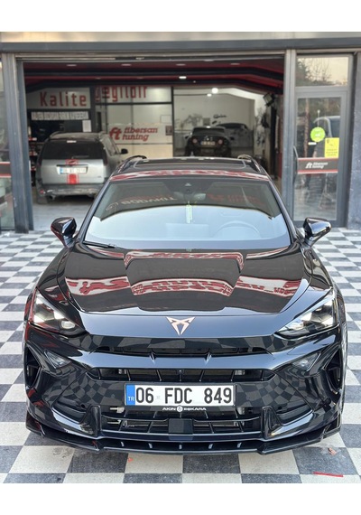 Cupra Formentor 2023... Ön Tampon Lip -----fibersan Tuning 0000