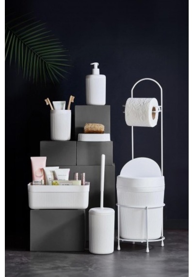 7 Parça Beyaz Banyo Seti Metal Stantlı Kovalı Wc Kağıtlık Kozmetik Kutusu Diş Fırçalık Ve Sabunlukla Diğer