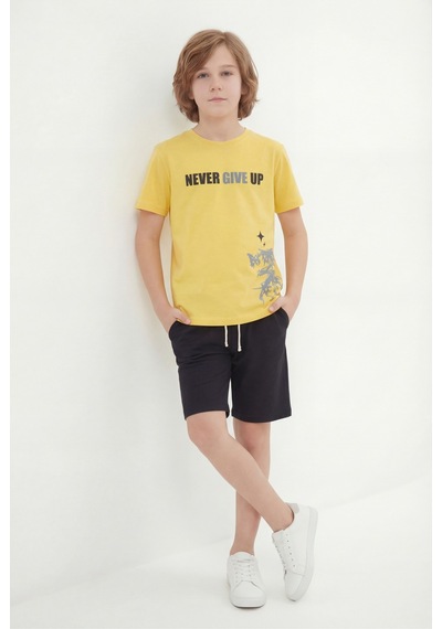 Fyk Kids Yuvarlak Yakalı Yazlık Never Give Up Baskılı Kaprili Erkek Çocuk Alt Üst Takım Sarı