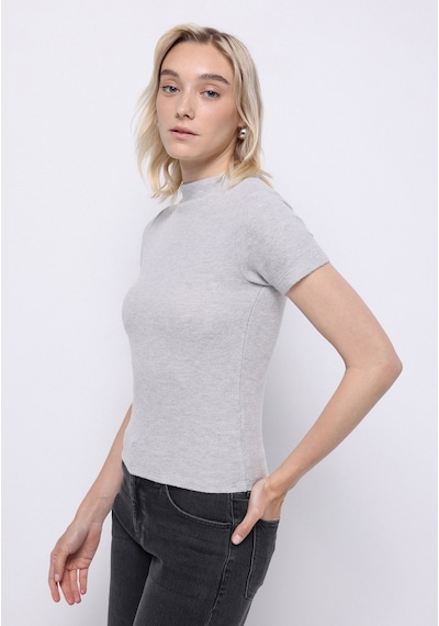 Colin's Colins Slim Fit Dik Yaka Düz Kadın Gri Kısa Kol Tişört Cl1077100 Q1.v2 Lgm Gri
