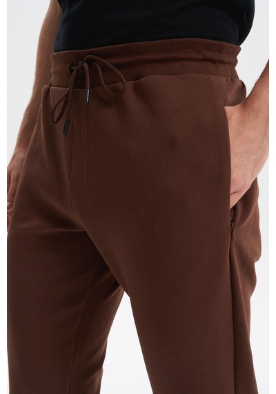 Ar-ma Erkek Slim Fit Basic Interlok Dar Paça Eşofman Altı Arka Ve Ön Cepler Gizli Fermuarlı %80 Pamuk %14 Polyester %6 Elastane K30174998802 Kahverengi-k1 Kahverengi Ar-ma Erkek Slim Fit Basic Interlok Dar Paça Eşofman Altı Arka Ve Ön Cepler Gizli Fermuarlı %80 Pamuk %14 Polyester %6 Elastane K30174998802 Kahverengi-k1 Kahverengi