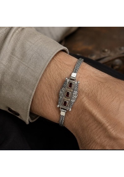 Simurg Jewellery 925 Ayar Gümüş Kırmızı Taşlı Erkek Bileklik