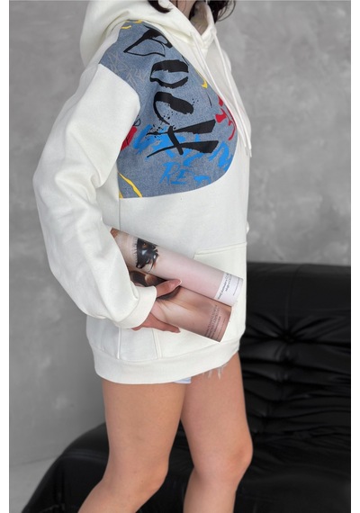 Femelle Kadın Beyaz Kot Detaylı İçi Pamuklu Kapüşonlu Sweatshirt