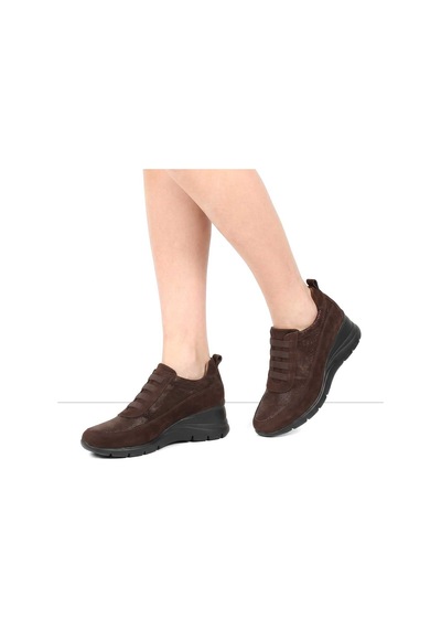 Kadın Kahverengi Dolgu Topuklu Nubuk Deri Sneaker Kahve Rengi