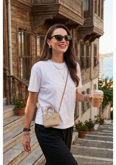 Lela Pamuklu Oversize Fit Bisiklet Yaka Bayan T Shirt 5866097 Ekru