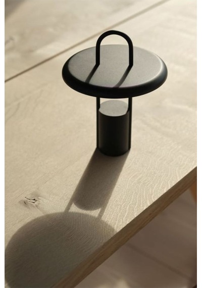 Stelton Pier Taşınabilir Led Lamba - Şık Tasarım Ve Uzun Süreli Kullanım, Beyaz Lambader Siyah 189443640 Diğer