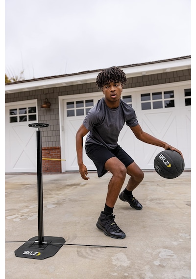 Sklz Geliştirilmiş Dribbling İçin Hafif Kontrollü Basketbol Antrenörü, Siyah
