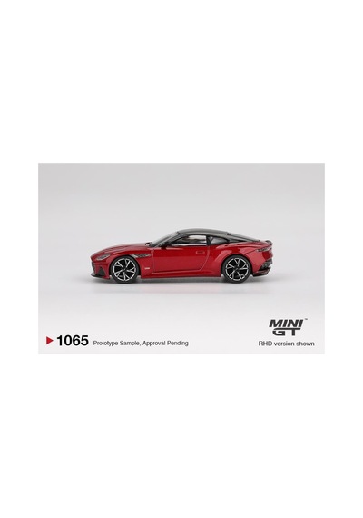 Mni Gt 1:64 Aston Martin Dbs Hyper Red Kırmızı