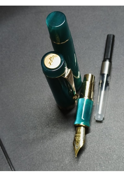 Jinhao Prestij 100 Serisi Dolma Kalem Geleneksel Ef Uçlu,gövde Reçine Ve Pigment Boya İle Kaplıdır 508 Yeşil