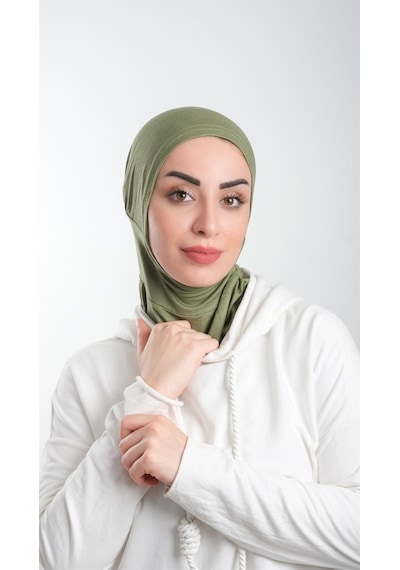 Hürrem Bone Fıstık Yeşili Pratik Hazır Geçmeli Tesettür Bone Sandy Kumaş Spor