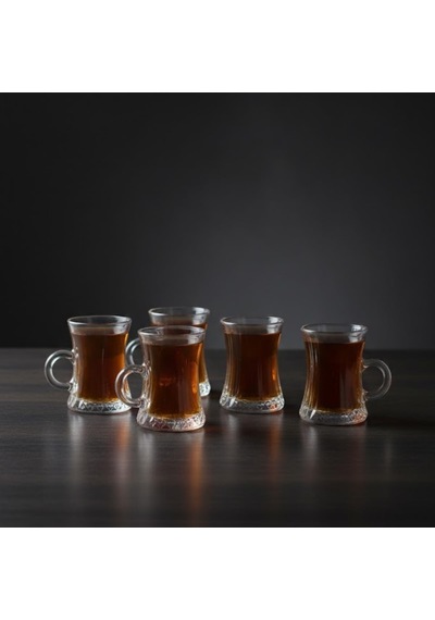 Lüks Kulplu Çay Fincanı 6 Adet Kristal Berraklığında Cam Estetik Ve Ergonomik Tasarım Çay Bardağı Seti Çok Renkli