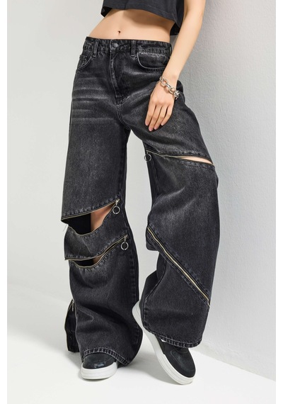 Itsbasic Kadın Koyu Füme 2s6-1 Süper Baggy Fit Fermuar Detaylı Özel Tasarım Denim Jean Itsbasic Kadın Koyu Füme 2s6-1 Süper Baggy Fit Fermuar Detaylı Özel Tasarım Denim Jean