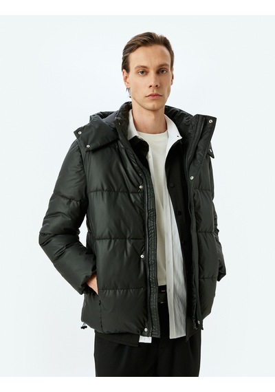 Koton Slim Fit Kapşonlu Suni Deri Şişme Mont Siyah 5wam20034hw Siyah