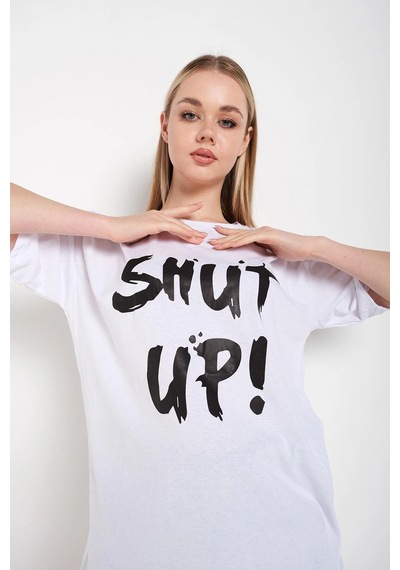 Tarzsokak Kadın Shut Up Beyaz Baskılı Oversize Tshırt Beyaz