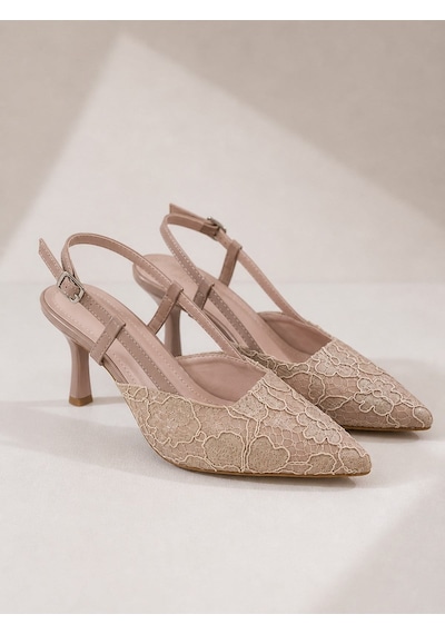 Lebibe Shoes Lısa Kadın Pudra Sivri Burun 7 Cm Topuklu Çiçek Dantel Desenli Rugan Slingback Ayakkabı Lebibe Shoes Lısa Kadın Pudra Sivri Burun 7 Cm Topuklu Çiçek Dantel Desenli Rugan Slingback Ayakkabı