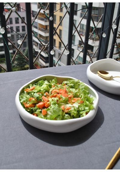 1 Adet Porselen Kıvrımlı Fırın Kabı Sunum Tabak Meze Salata Tabağı 19 Cm Asimetrik Beyaz
