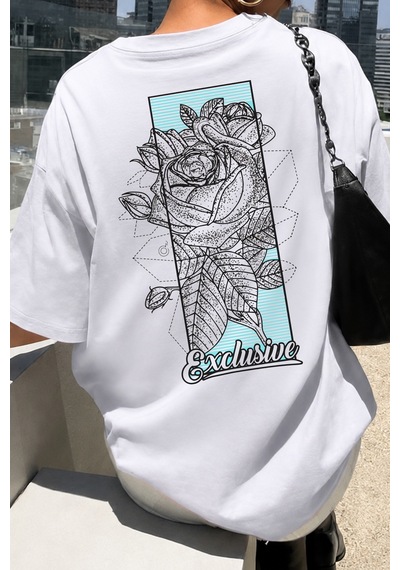 Spoyi Line Rose Tasarımlı %100 Pamuk Yarım Oversize Beyaz T-shirt