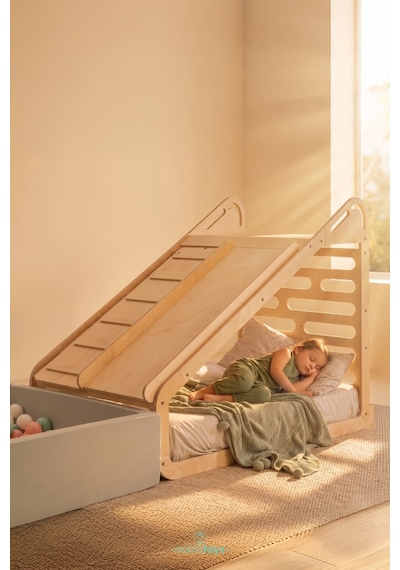 Sleepy Ahşap Montessori Yatak 70x140 Cm Kaydıraklı, Tırmanma Tahtalı, Salıncaklı, Yazı Tahtalı, Masalı Çocuk Yatağı Sleepy Ahşap Montessori Yatak 70x140 Cm Kaydıraklı, Tırmanma Tahtalı, Salıncaklı, Yazı Tahtalı, Masalı Çocuk Yatağı