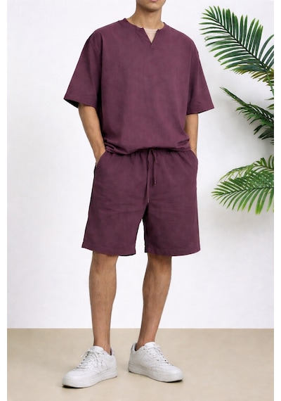 Tarz Cool Erkek Oversize Şort Takım V Yaka Yırtmaçlı Tişört Rahat Kesim Yazlık Takım Bordo Tarz Cool Erkek Oversize Şort Takım V Yaka Yırtmaçlı Tişört Rahat Kesim Yazlık Takım Bordo