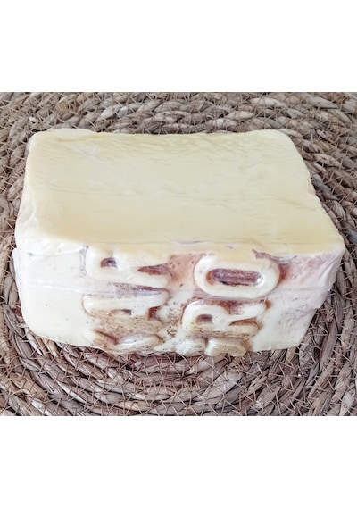 Burağın Bahçesi Tam Yağlı Kars Eski Kaşar Peyniri 1 Kg