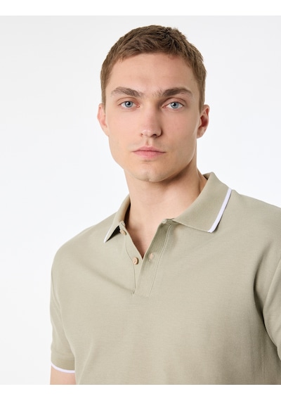 Koton Kısa Kollu Pamuklu Pike Kumaş Düğmeli Polo Yaka Slim Fit Tişört Haki 6sam10294mk