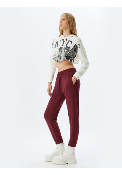 Koton Jogger Eşofman Altı Cep Detaylı Beli Bağcıklı Nervürlü Rahat Kalıp Bordo 5wal40026ık Bordo Koton Jogger Eşofman Altı Cep Detaylı Beli Bağcıklı Nervürlü Rahat Kalıp Bordo 5wal40026ık Bordo