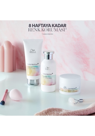 Wella Professionals Colormotion+ Boyalı Yıpranmış Saçlar İçin Yapılandırıcı Saç Maskesi 150 Ml