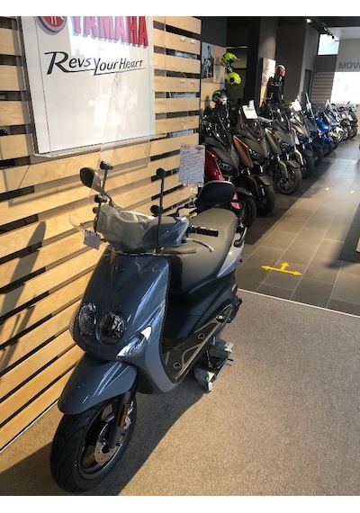Ön Uzun Tur Camı Siperlik Yamaha Neos 4 50Cc