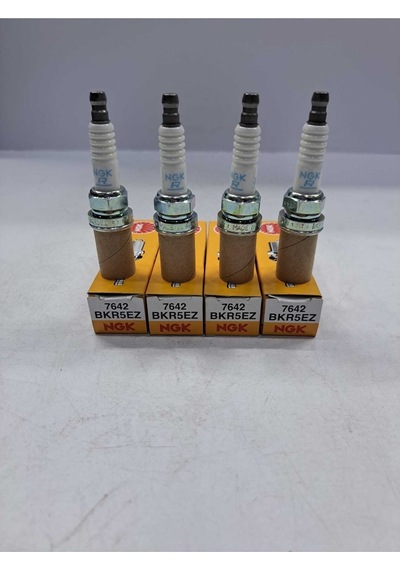 Ateşleme Bujisi Takım 4'lü Bkr5ez Doblo Palıo Punto Albea P306 Clıo Kangoo 7642