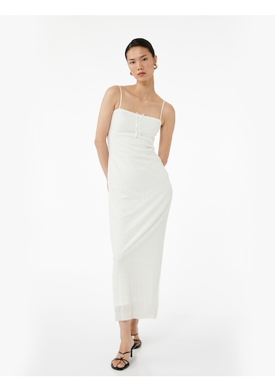 Koton İnce Askılı Fiyonklu Dokulu Bodycon Maxi Elbise Beyaz 5sak80005ek Beyaz Koton İnce Askılı Fiyonklu Dokulu Bodycon Maxi Elbise Beyaz 5sak80005ek Beyaz