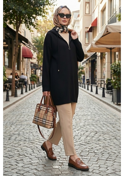 Lela Modest Regular Fit Kapüşonlu Tesettür Triko Bayan Hırka 4616176 Siyah