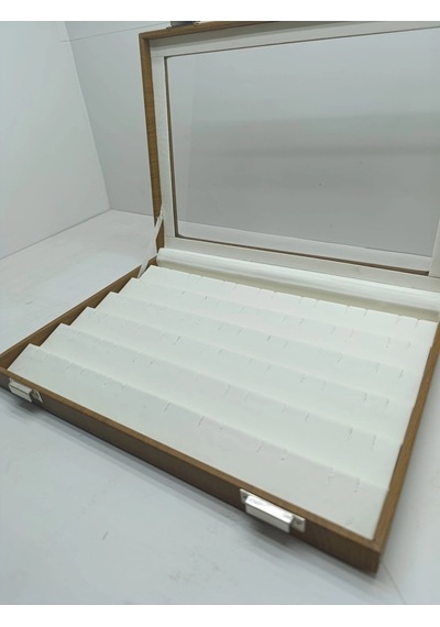 Cam Kapaklı Deri Kumaş Kahve-beyaz Renk 34 Cm / 24 Cm Küpe Sergileme Standı