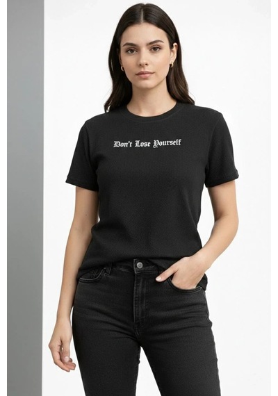 Kadın Wafıl Kumaş Tişört Regular Kalıp Bisiklet Yaka Baskılı T-shirt - Siyah