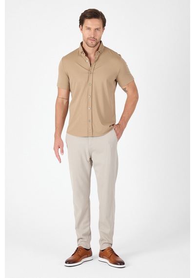 İmza Koyu Bej Kısa Kol Düğmeli Yaka Cepsiz Performans Ürün Slim Fit Gömlek 1004250256 Koyu Bej İmza Koyu Bej Kısa Kol Düğmeli Yaka Cepsiz Performans Ürün Slim Fit Gömlek 1004250256 Koyu Bej